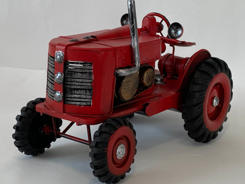 Ретро - Модель трактор Farmall 