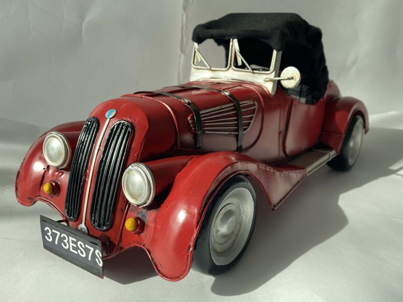 Ретро - модель автомобиля BMW 328 1938 год
